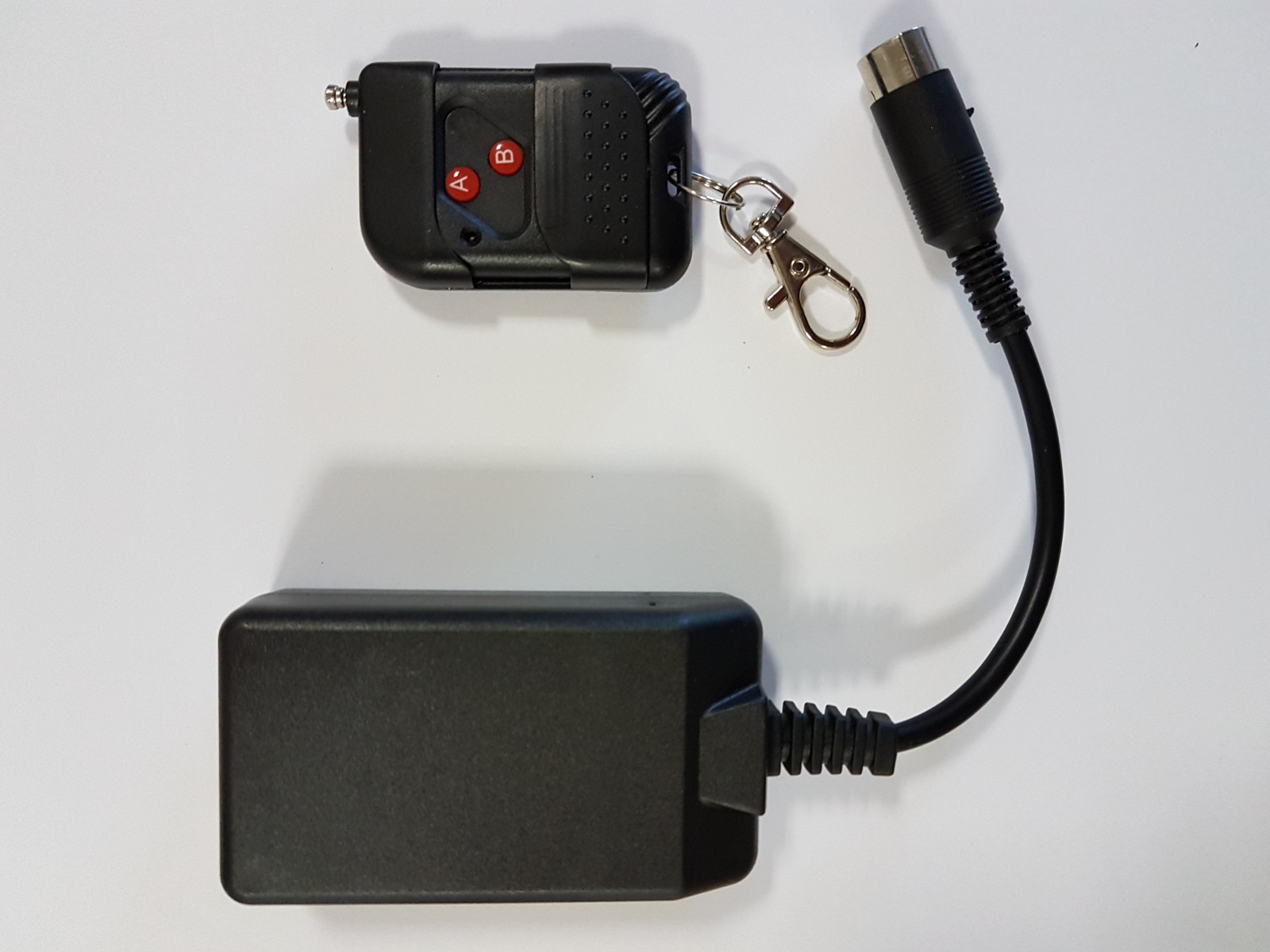 EXTREME HAZE 1500 DMX MACCHINA NEBBIA HAZER 1500 WATT CONTROLLO VIA CAVO E CONTROLLO DMX CAPACITA’ 2 LITRI_5