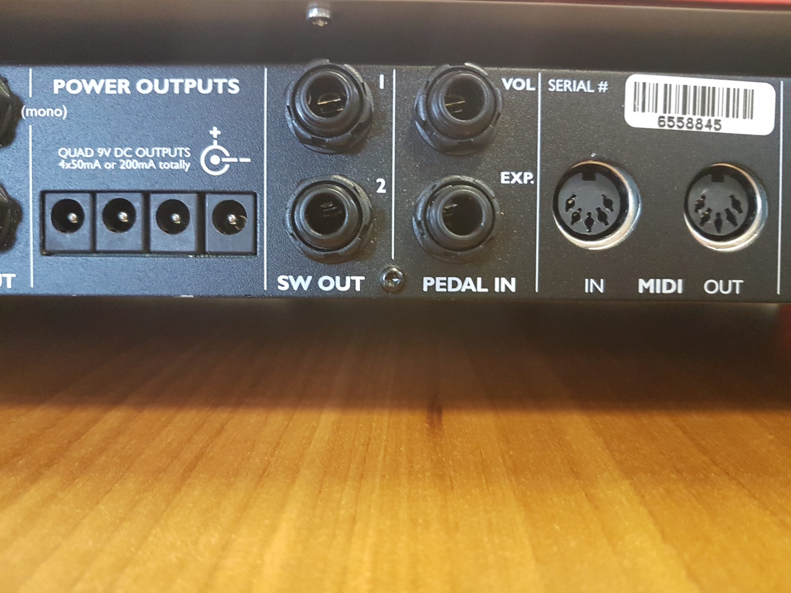 TC ELECTRONIC G-SYSTEM PEDALIERA MULTIEFFETTO PER CHITARRA LIMITED EDITION RED USATO 2