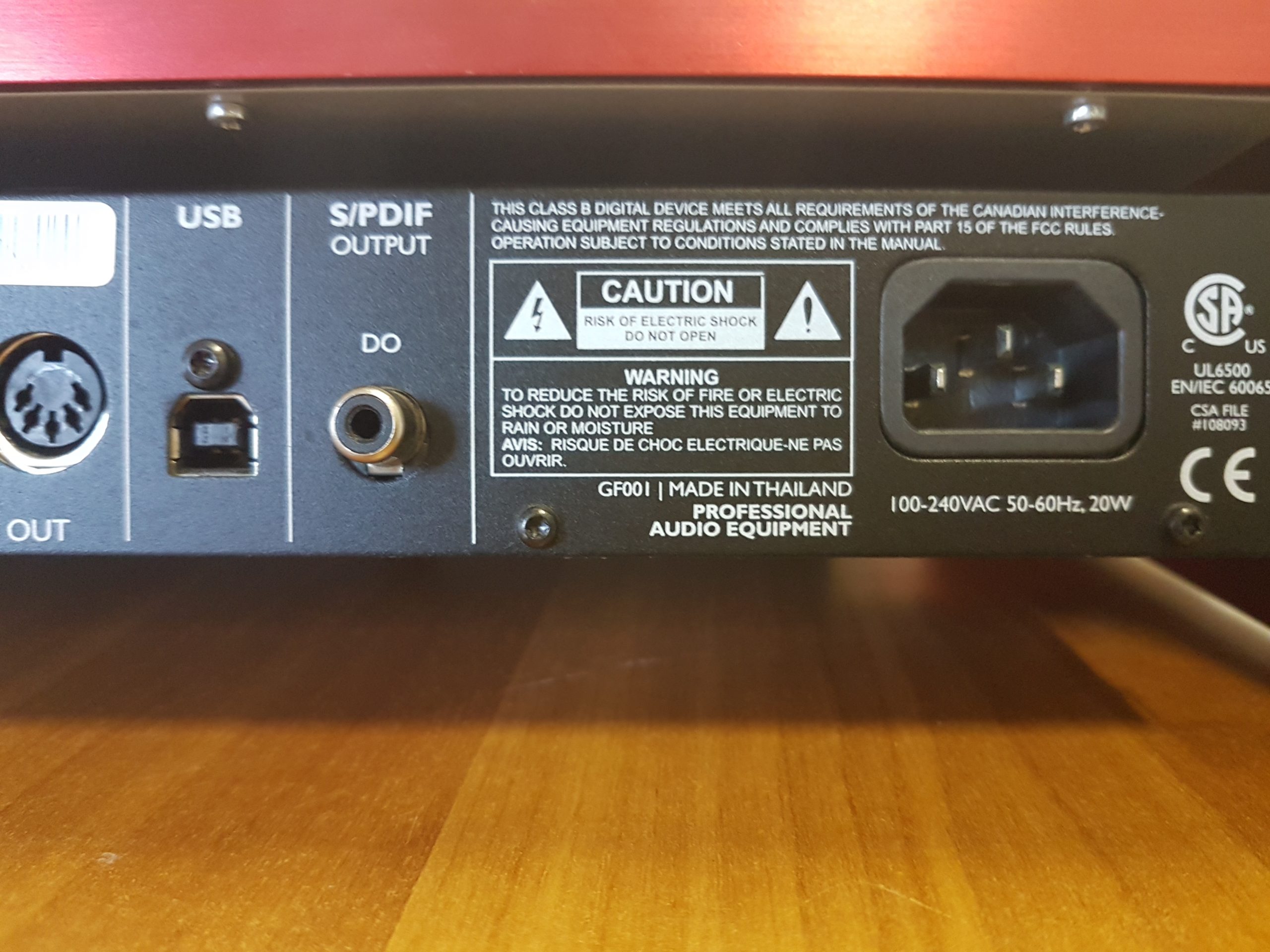 TC ELECTRONIC G-SYSTEM PEDALIERA MULTIEFFETTO PER CHITARRA LIMITED EDITION RED USATO 3