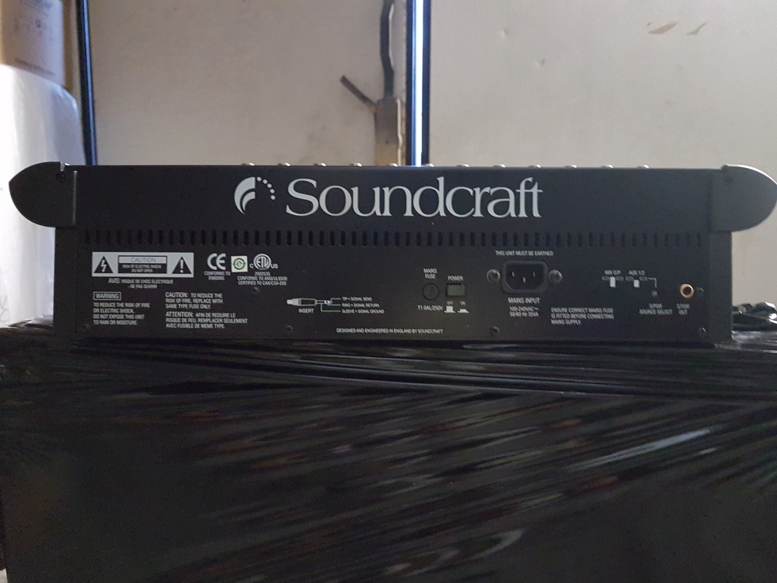 soundcraft-spirit-m8-mixer-analogico-84-canali-con-uscita-digitae-spdif-usato-1