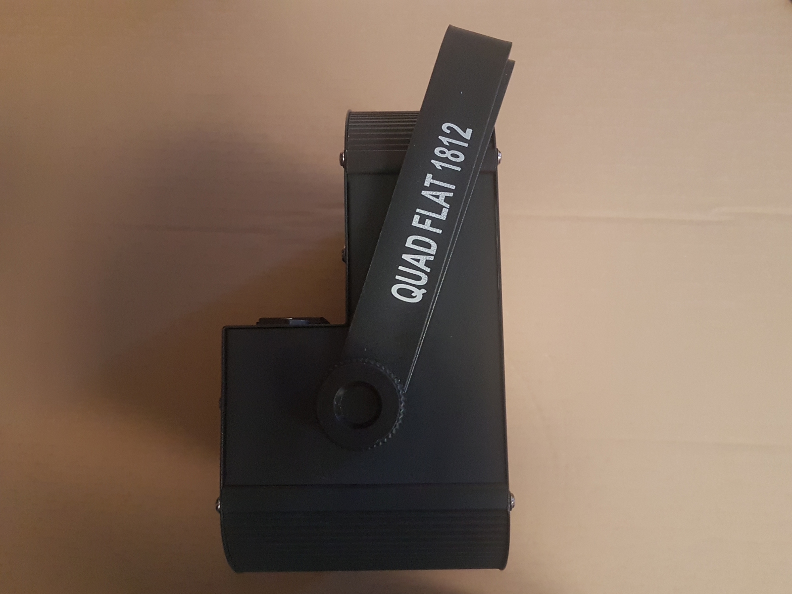 EXTREME QUAD FLAT-1812 PARLED 216 WATT 18 X 12W RGBW 4-IN-1 + CONTROLLO DMX 8 CANALI USATO 3