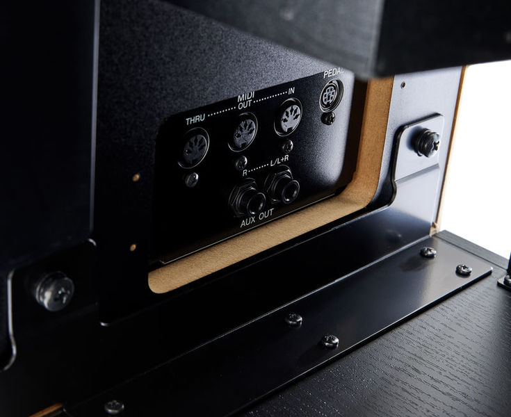 YAMAHA CLAVINOVA CLP675BK BLACK PIANOFORTE DIGITALE NERO 7