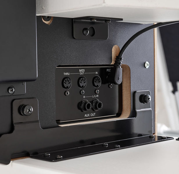 YAMAHA CLP675WH BIANCO PIANOFORTE DIGITALE BIANCO 7