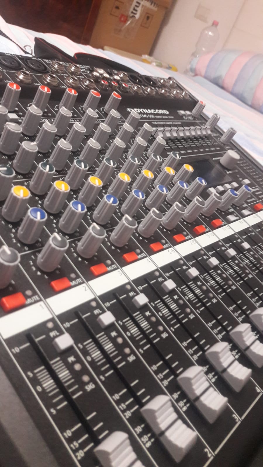 DYNACORD CMS600 MIXER ANALOGICO 10 INGRESSI CON INTERFACCIA USB ED EFFETTI INTEGRATI USATO 8