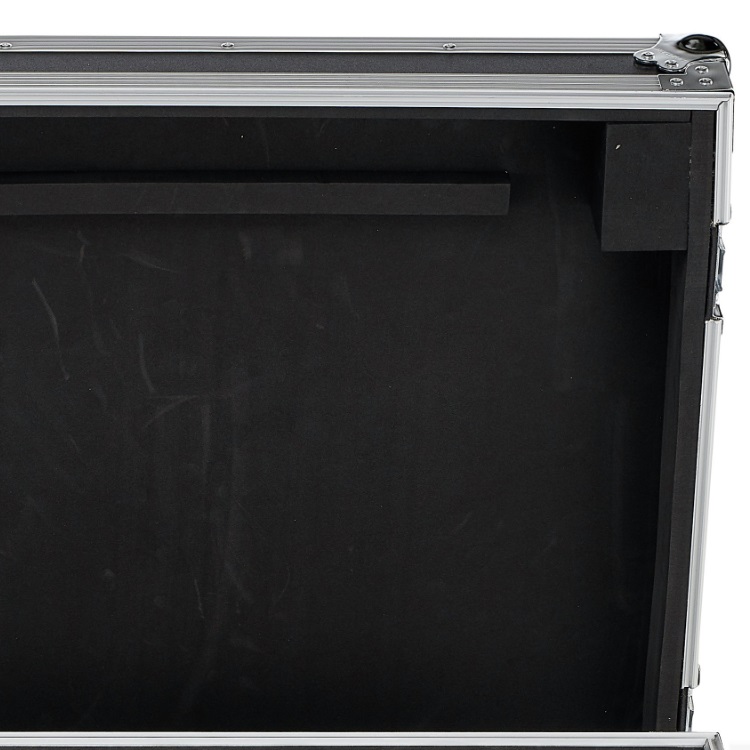 FLYHT PRO FLIGHT CASE PER BEHRINGER X32 COMPACT 6 MANIGLIE 4 CHIUSURE SPAZIO CAVI 12CM 4