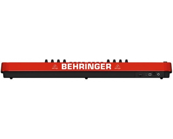 behringer-u-control-umx-490-2