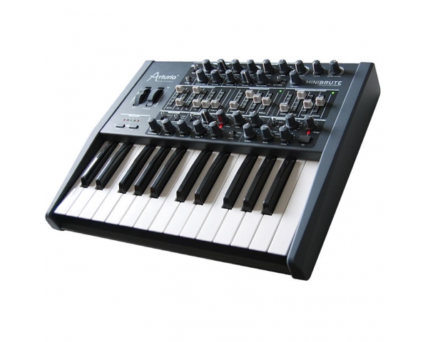 arturia-minibrute-sintetizzatore-analogico-mini-brute-3