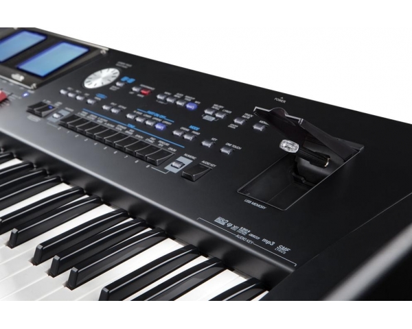 roland-bk-9-backing-keyboard-3